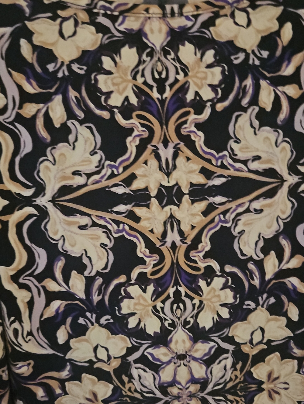 EUC Lane Bryant Top - Picture 5 of 6